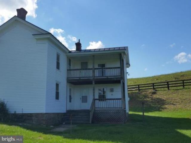 11466 Putnams Mill Rd - Photo 3 of 6