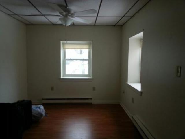 201 Maple Ave - Photo 2 of 5