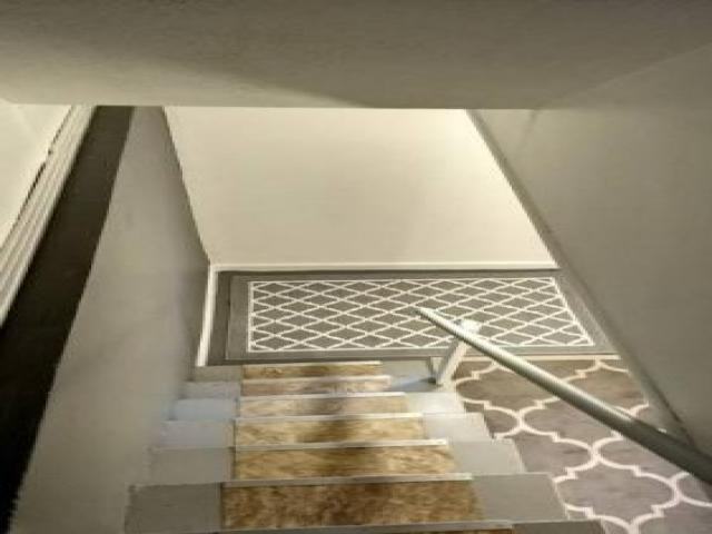 35 Sequin St - Photo 3 of 9