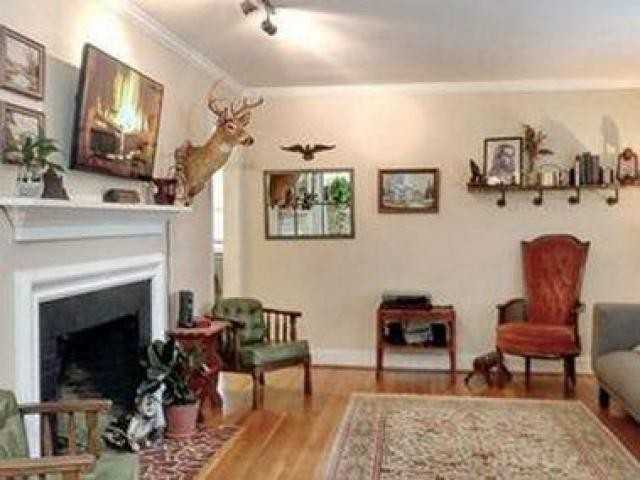 4608 Radford Ave - Photo 2 of 6