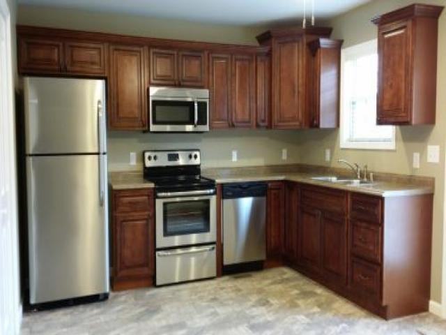 705 W Adkins St - Photo 2 of 6