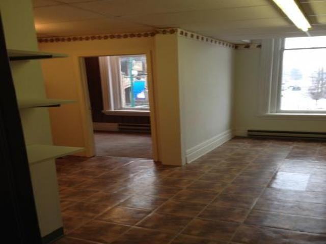 20 Main St - Photo 3 of 6