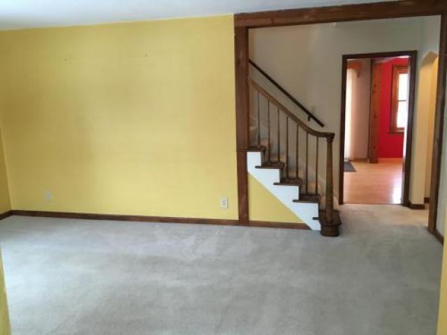 201 N Glenwood Ave - Photo 3 of 6