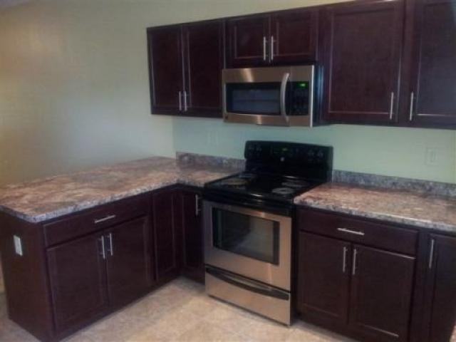 1400 Wingate Dr - Photo 2 of 6