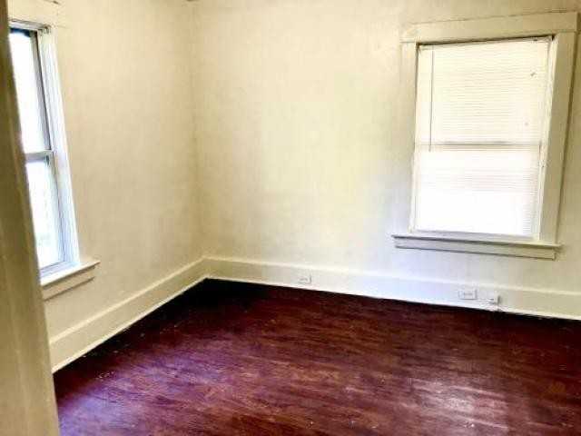 4122 Cedarwood Ave - Photo 2 of 6