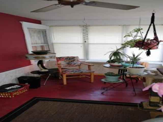 1616 Greene Ave NE - Photo 2 of 6