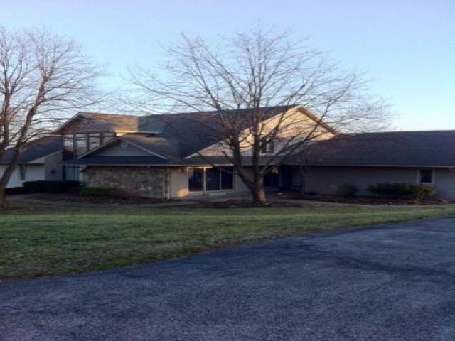 47 Oak Meadow Rd - Photo 3 of 6