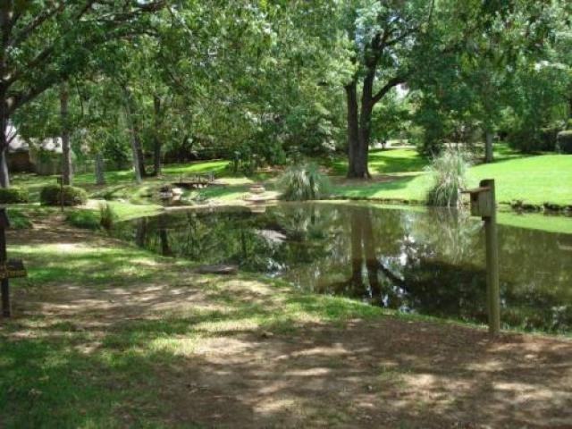 25 Shore Dr - Photo 3 of 6