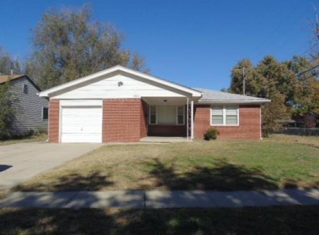 2524 W Columbine Ln - Photo 2 of 6