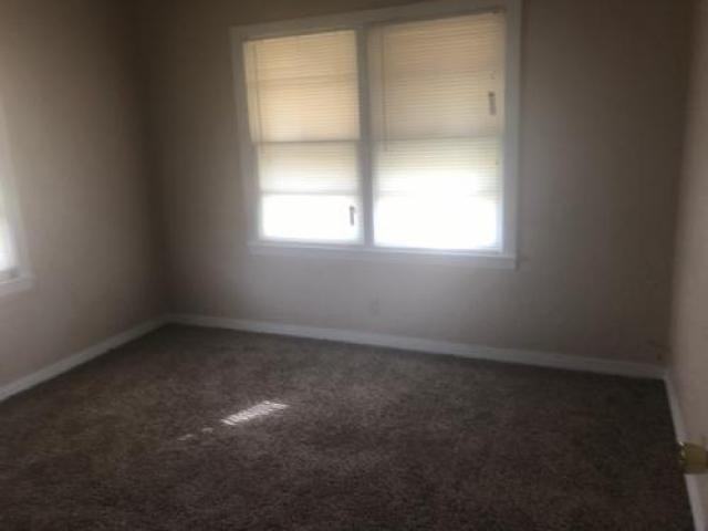 915 E Katy Dr - Photo 3 of 4