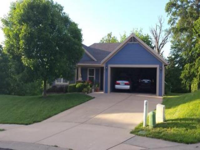 6231 N Bell Ct - Photo 2 of 6