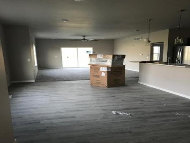 318 Larson Dr - Photo 2 of 6