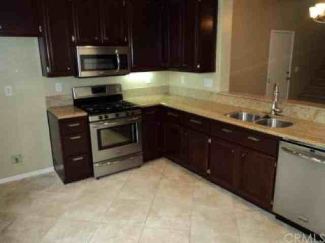 2230 Posada Ct - Photo 2 of 6