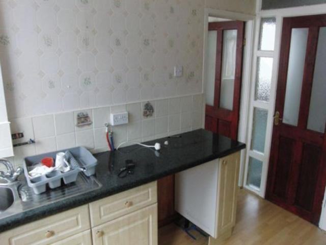 5565 Clovercrest Dr - Photo 3 of 10