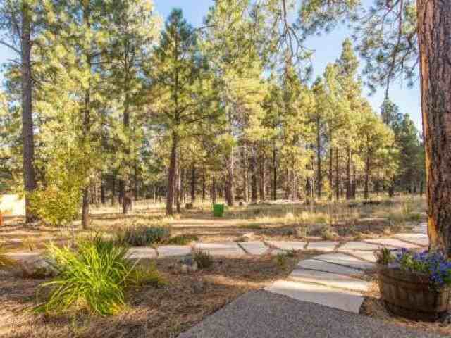 27 E Quartz Rd - Photo 3 of 6