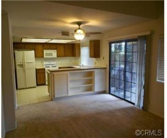 2178 Glenview Terrace - Photo 3 of 6