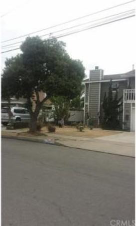 750 Coastline Dr - Photo 3 of 6