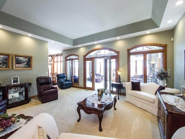 1113 Cummins Way - Photo 2 of 11