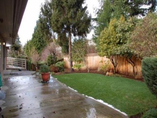 12420 SE 27th St - Photo 2 of 6