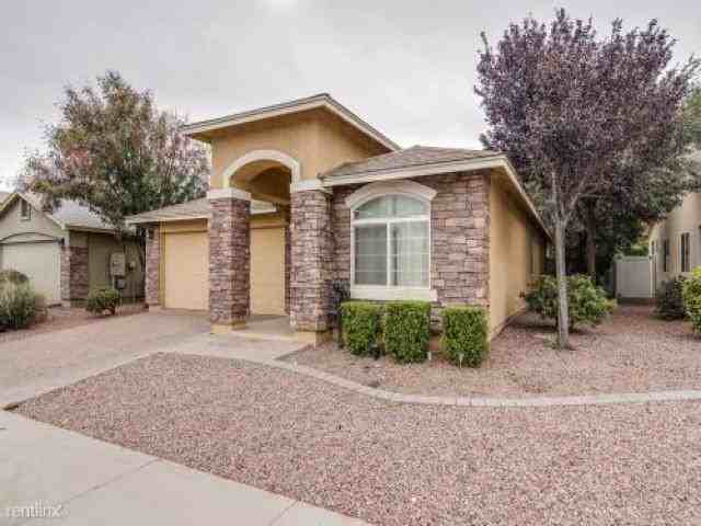 1545 Copper Canyon Dr - Photo 3 of 9