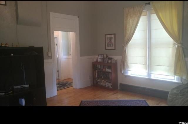 309 N 400 W St - Photo 2 of 13