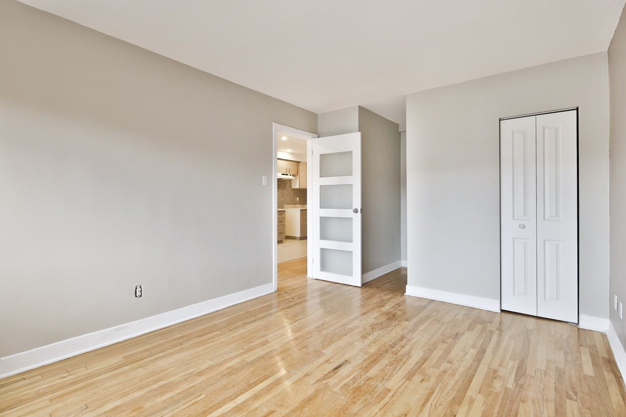 2190 Rue des Carrieres - Photo 2 of 9