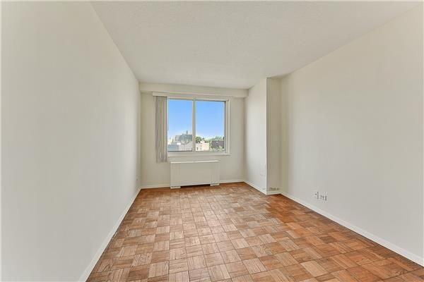3333 Henry Hudson Pkwy W #14B