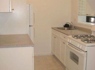 Ave X & E 3rd St #2b