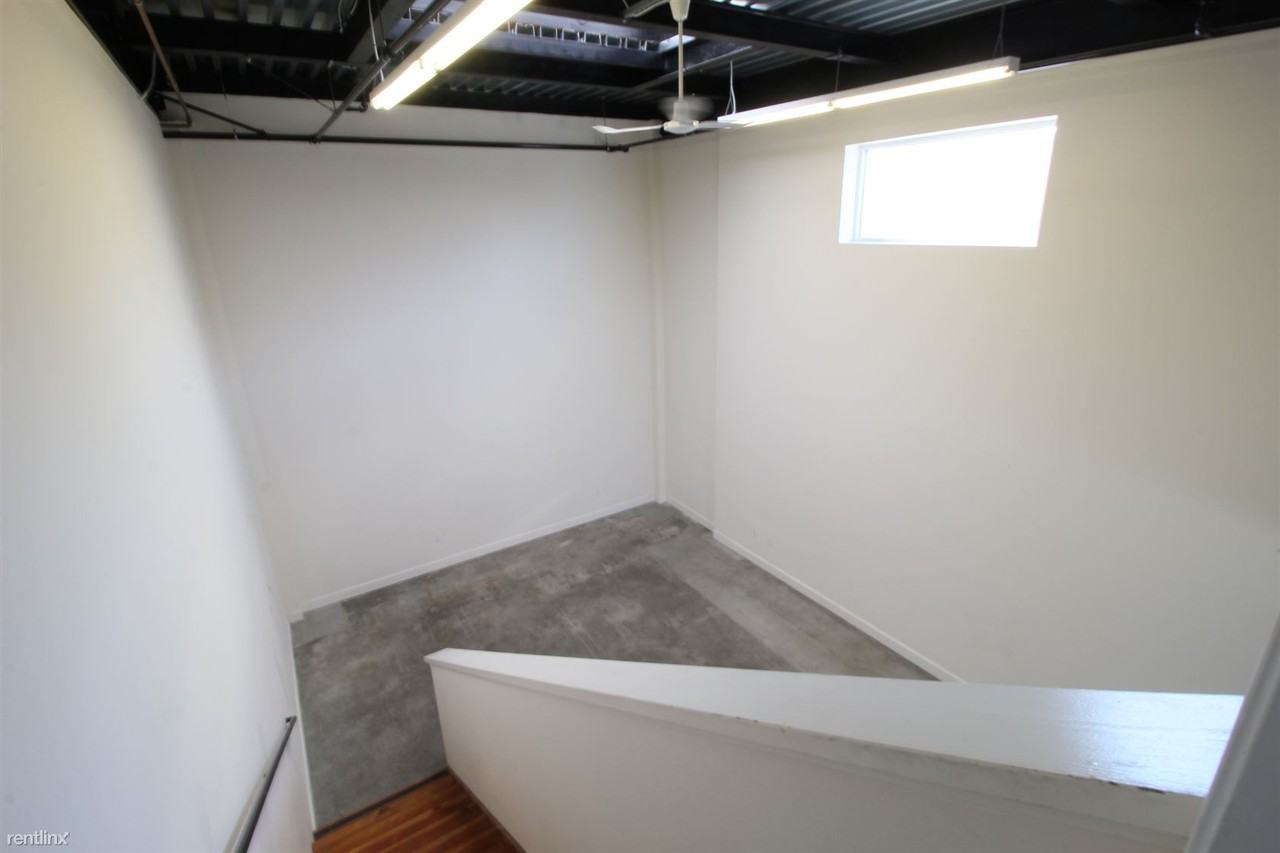 1940 Union St - Photo 3 of 17