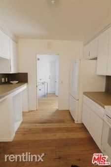 8743 Hollywood Hills Rd - Photo 2 of 7