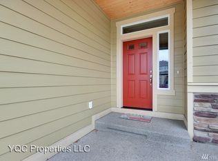 5539 Douglas Ave SE - Photo 3 of 18