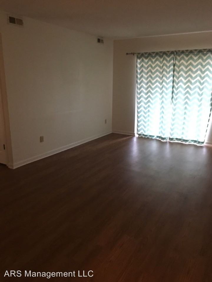 3115 Edwards Pl #103 - Photo 2 of 6