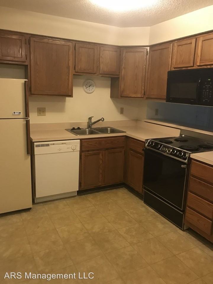 3115 Edwards Pl #103 - Photo 3 of 6