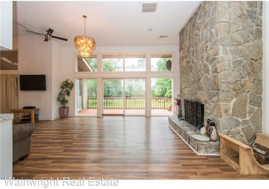 6489 Knotts Island Rd - Photo 2 of 21