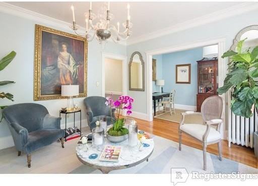 19 Joy St - Photo 2 of 15