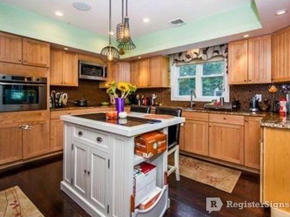 179 Larch Rd - Photo 2 of 9