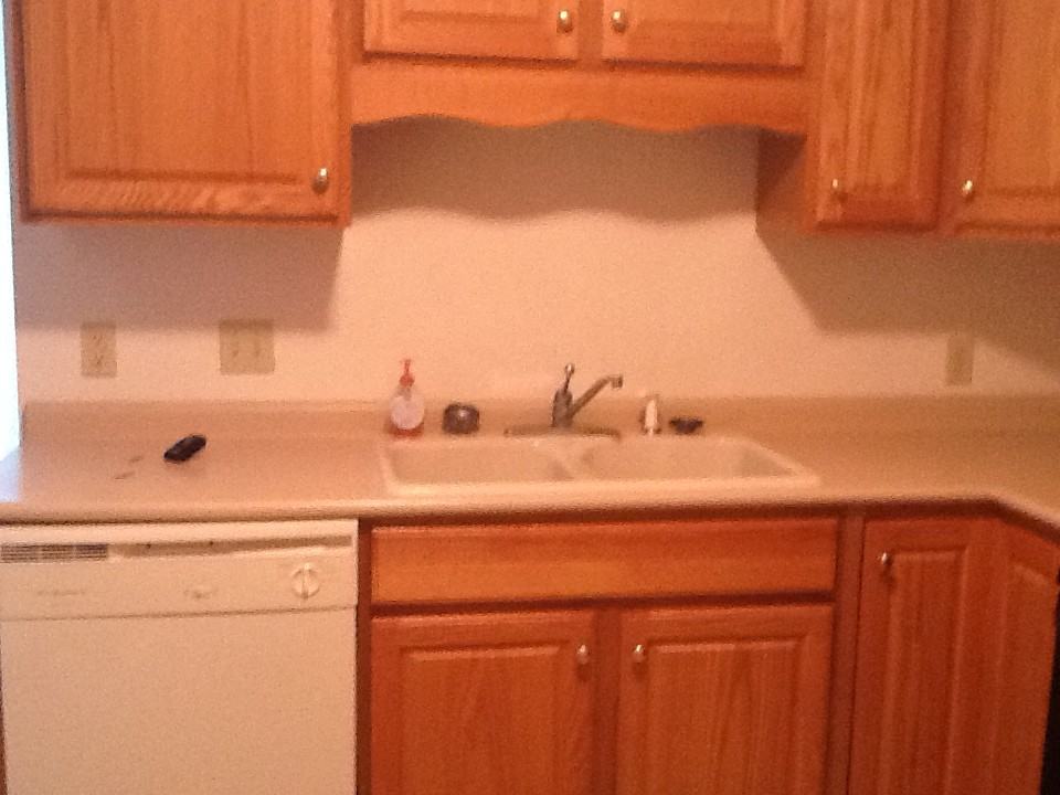 829 Lowell Avenue - Photo 3 of 8