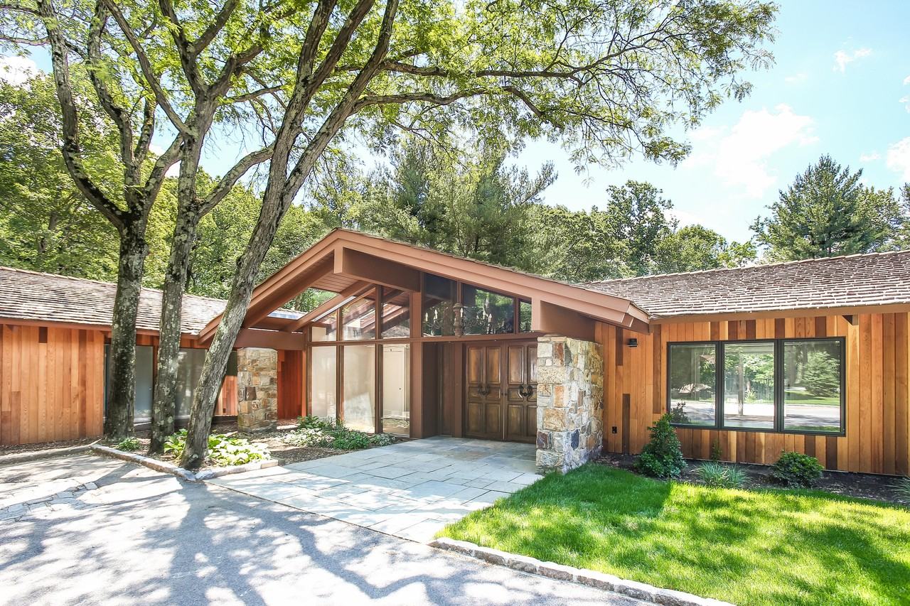 8 Timber Trail - Photo 2 of 22