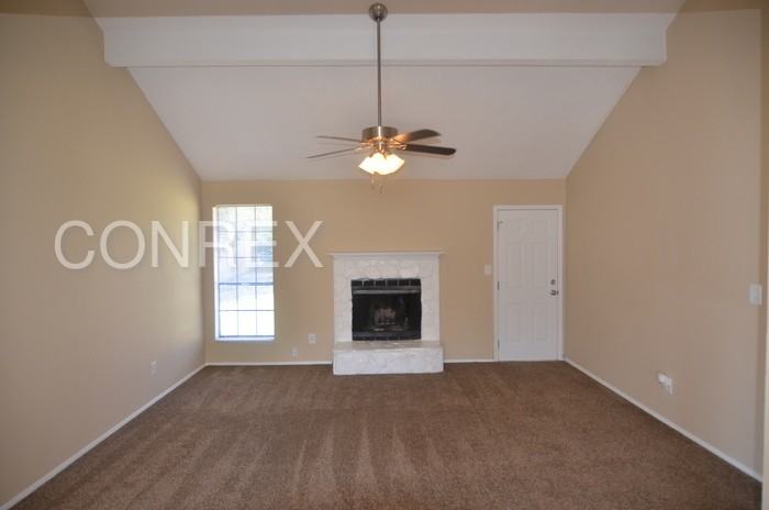 447 Edisto Dr - Photo 2 of 7