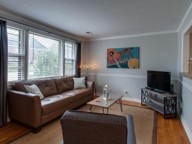 2803 Sherbourne Ave - Photo 3 of 6