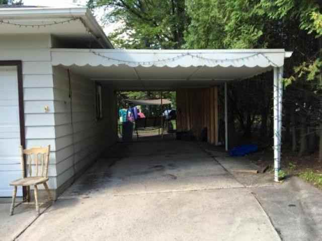 728 Memorial Dr - Photo 3 of 6