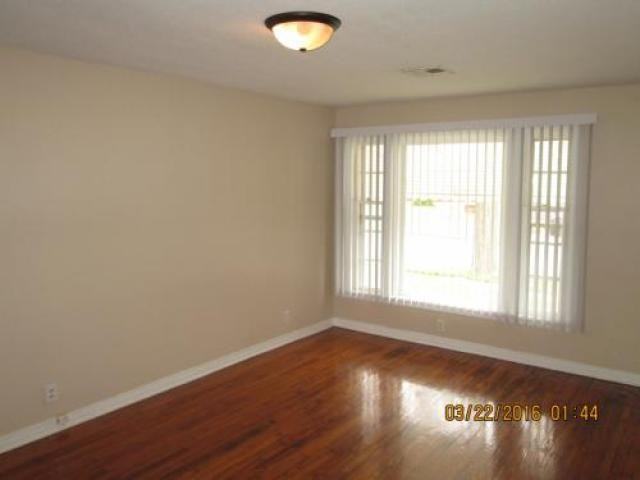 116 W 15th Ave - Photo 2 of 6