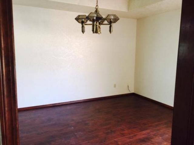 14001 Osage Dr - Photo 2 of 6