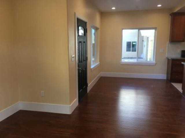 326 Angel Ave - Photo 3 of 5