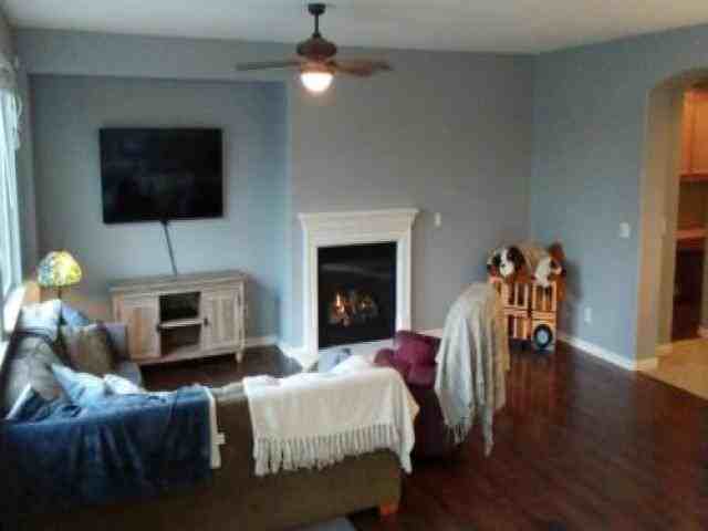 1243 Pecos Way - Photo 3 of 6