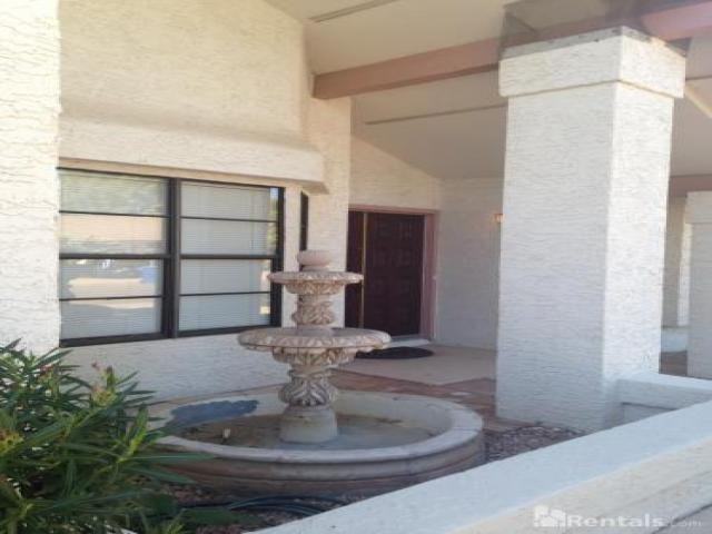 9210 S Heather Dr - Photo 2 of 6