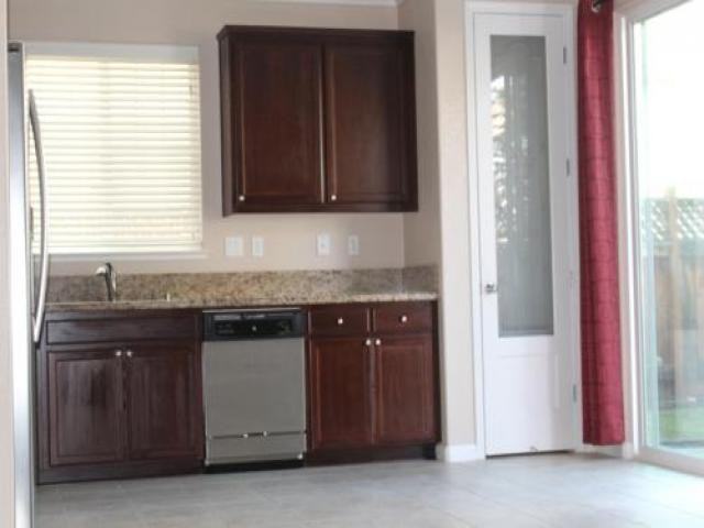 2318 Blue Ridge Ave - Photo 2 of 6