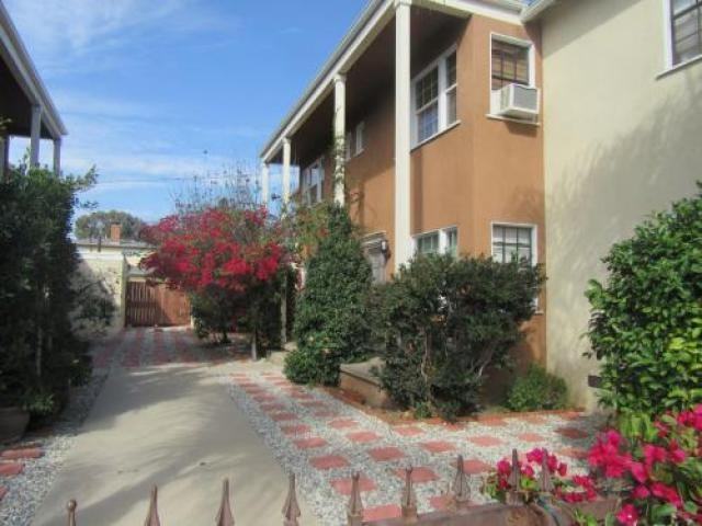 12315 Washington Pl - Photo 2 of 6