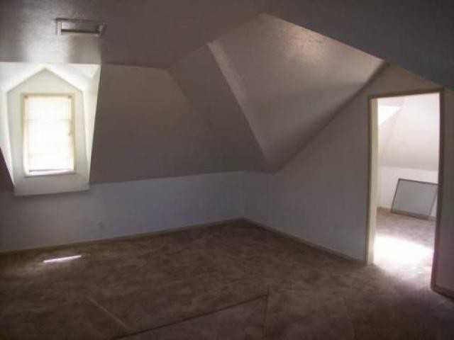 1924 Linden St - Photo 2 of 4