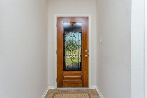 19203 Mustang Pointe Ln - Photo 2 of 8